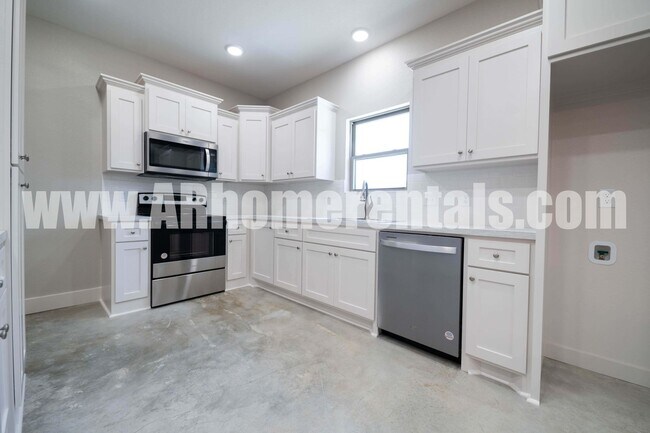 Foto del edificio - 29 John Ross Dr