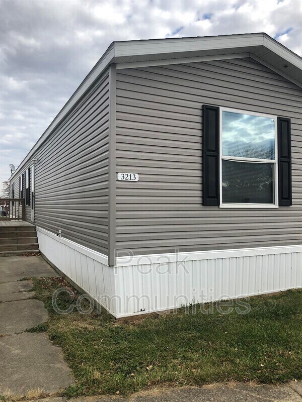 3213 Eveningsong Dr, Indianapolis, IN 46241 House for Rent in