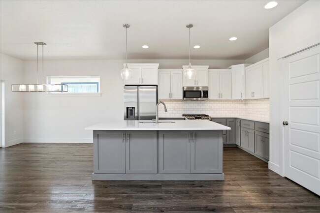 Foto del edificio - 2910 E Diorite St