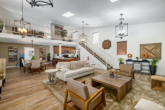 Interior Photo - Creekside Meadows