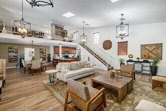 Interior Photo - Creekside Meadows