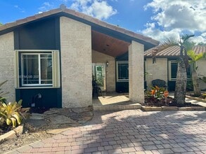 Building Photo - 6905 SW 148th Ct