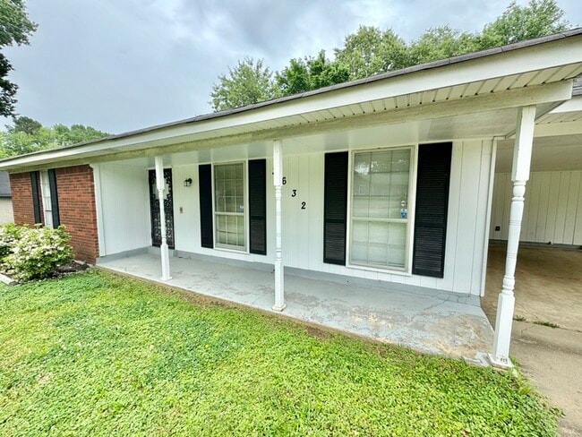 Building Photo - 3632 Prince John Cove