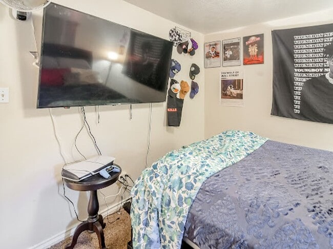 Foto del edificio - Dillon Valley East Condo! Two parking spot...