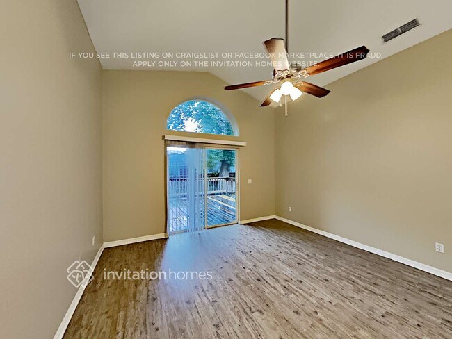 Foto del edificio - 176 Brushcreek Dr