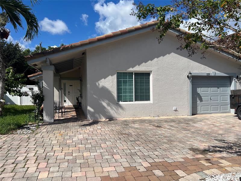 Foto principal - 115 SW 34th Ave