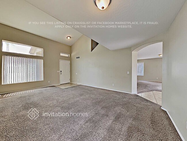 Foto del edificio - 9740 W Heber Rd