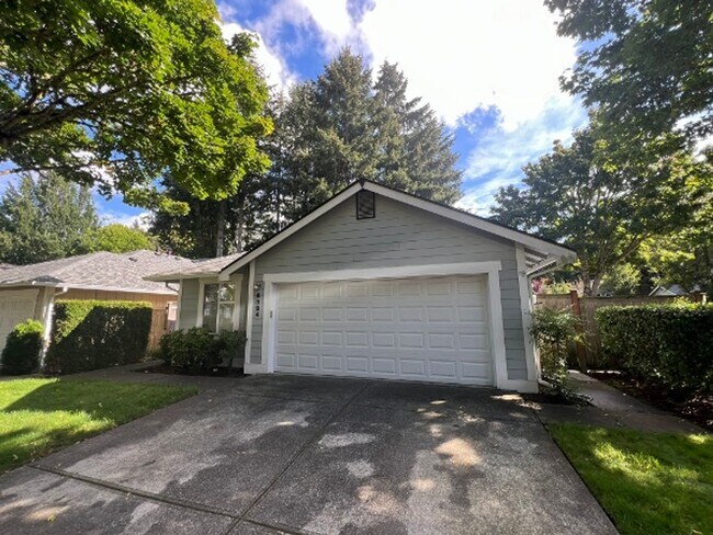 Foto del edificio - 6024 Regents Ln SE