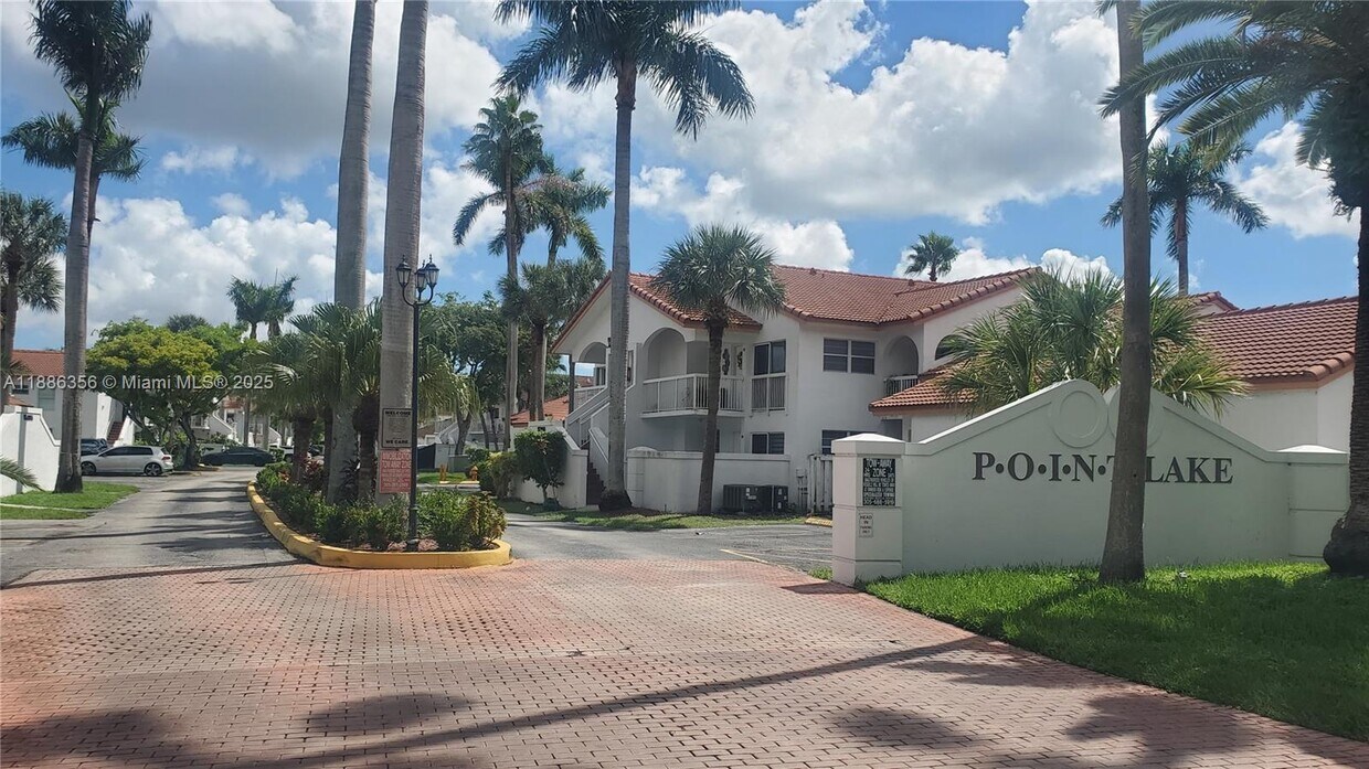 Foto principal - 15350 SW 76th Terrace