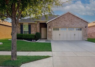Building Photo - 7757 Berrenda Dr