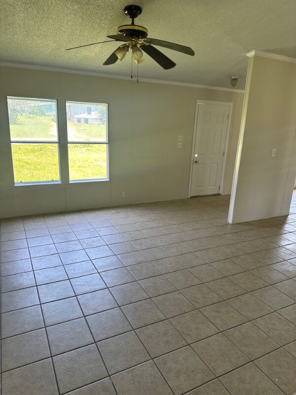 Building Photo - 120 Forest Creek Ln