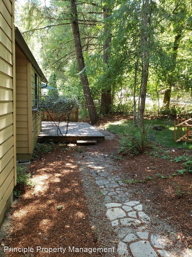 Building Photo - 3 br, 2 bath House - 2972 Riverview Street