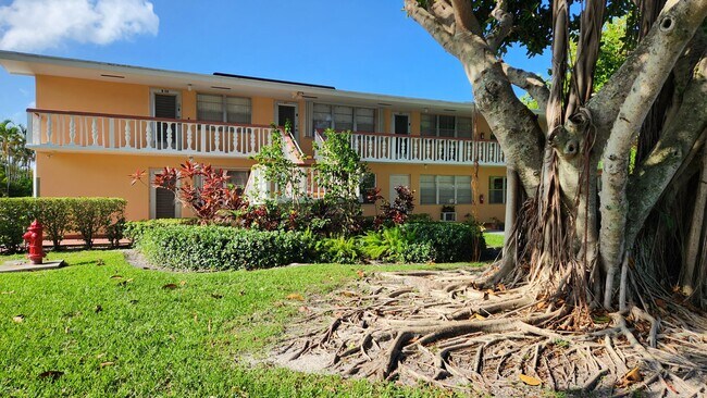 Building Photo - 41 Andover B
