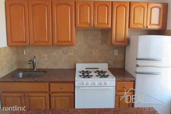 Building Photo - 557 17th St