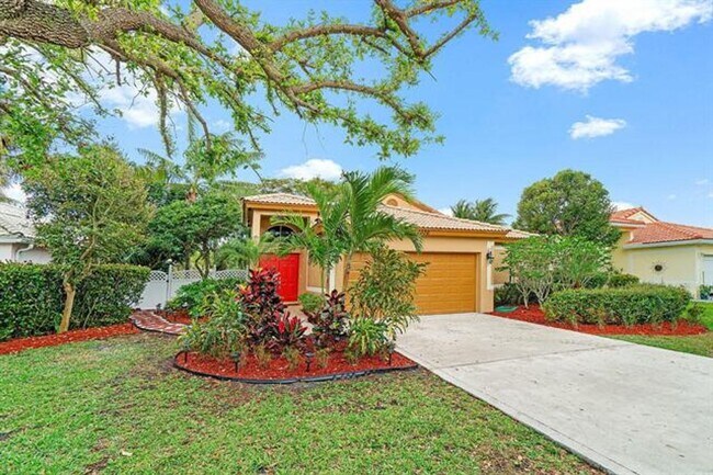 Foto del edificio - 4030 Laurelwood Ln