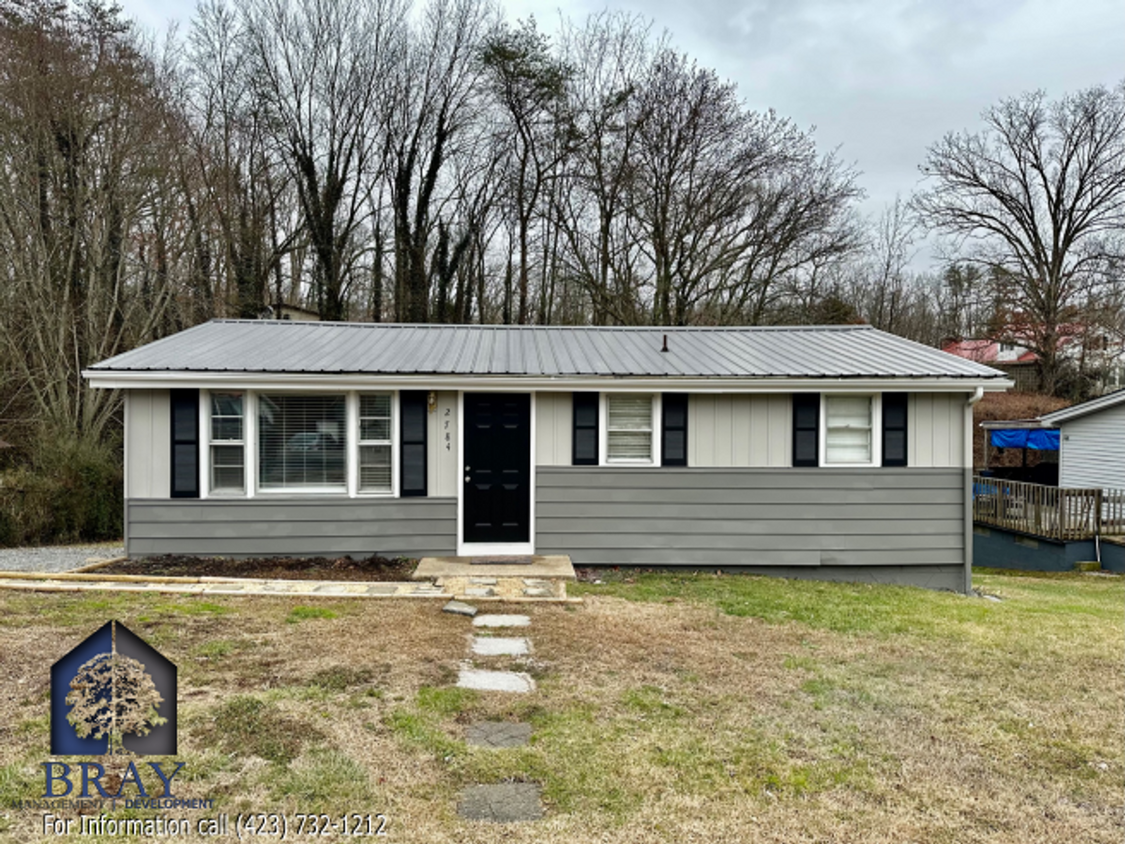 Primary Photo - Renovated ranch