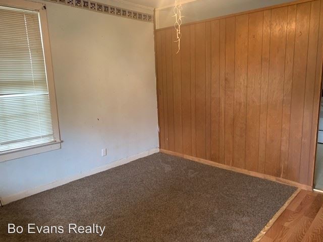 Building Photo - 2 br, 1 bath House - 2800 Locust St