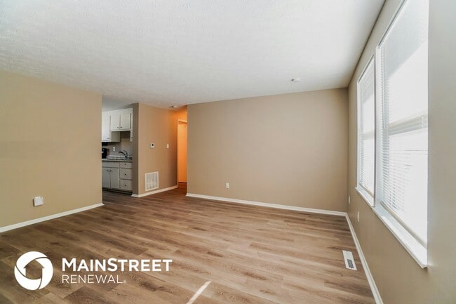 Building Photo - 5014 Ewald Dr