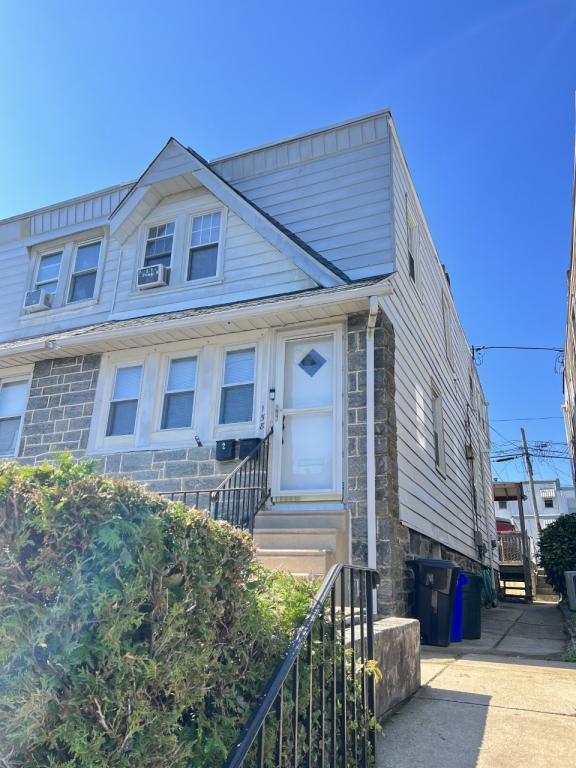 Primary Photo - 158 Westdale Road