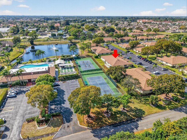 Foto del edificio - 5280 Nesting Way