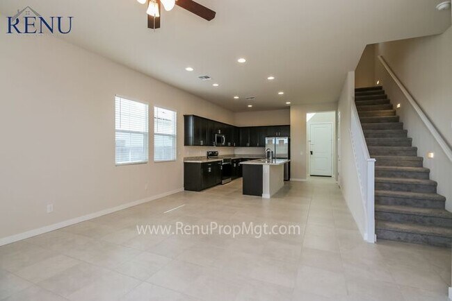 Building Photo - AVAILABLE NOW FOR A SELF GUIDED TOUR!