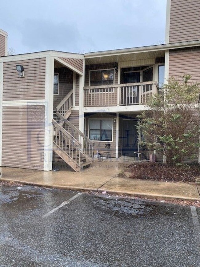 Building Photo - 8 Towne Park Ct