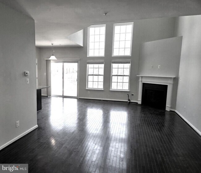 Foto del edificio - 514 Millar Ct