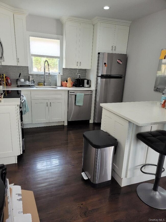 Building Photo - 150 Ponquogue Ave
