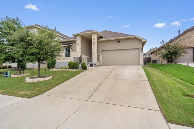 Building Photo - 5855 San Savino Dr