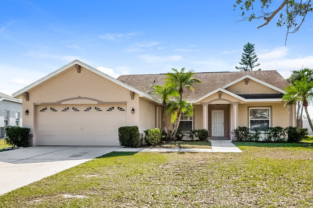 Foto principal - 4084 Kingsfield Dr