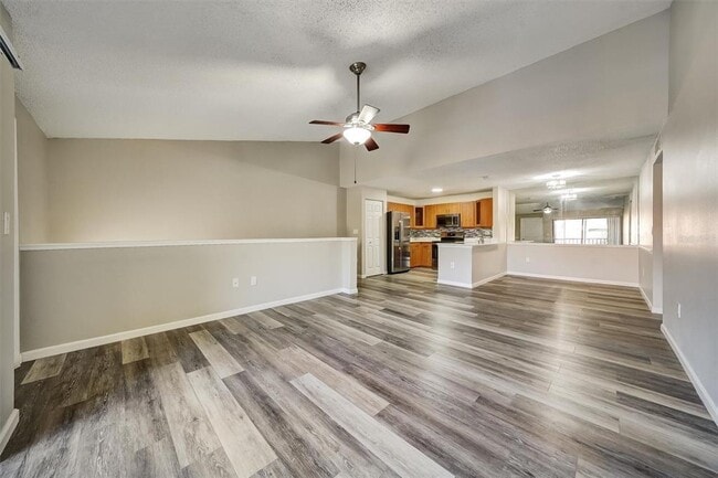 Building Photo - 5729 Baywater Dr