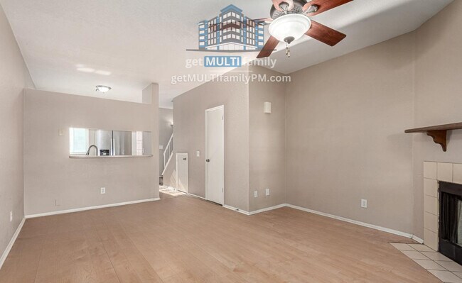 Foto del edificio - 18818 N 34th Dr