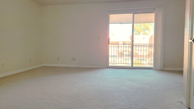 Foto del edificio - 5251 Indian River Dr