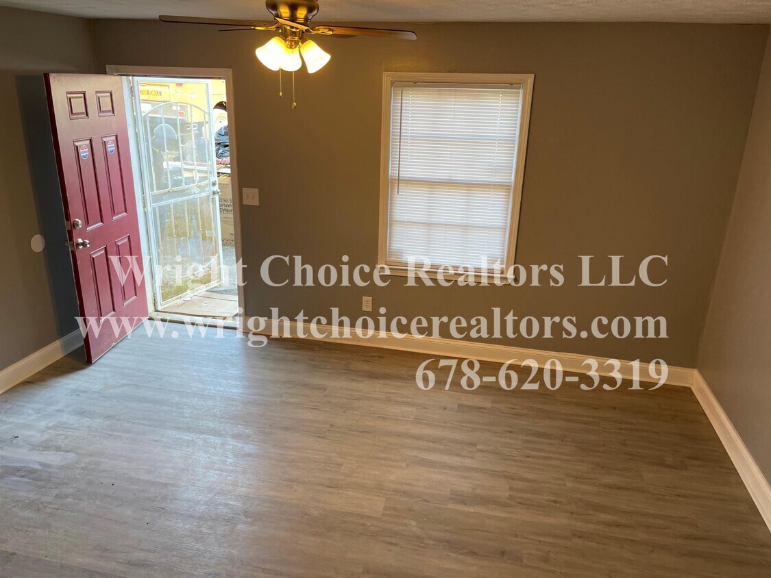 2613 Evans Mill Dr, Lithonia, GA 30058 Townhome Rentals in Lithonia