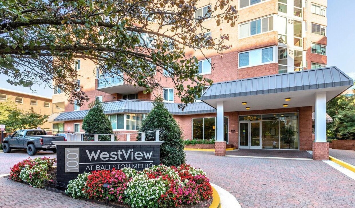 1001 N Vermont St Unit 612, Arlington, VA 22201 Condo for Rent in