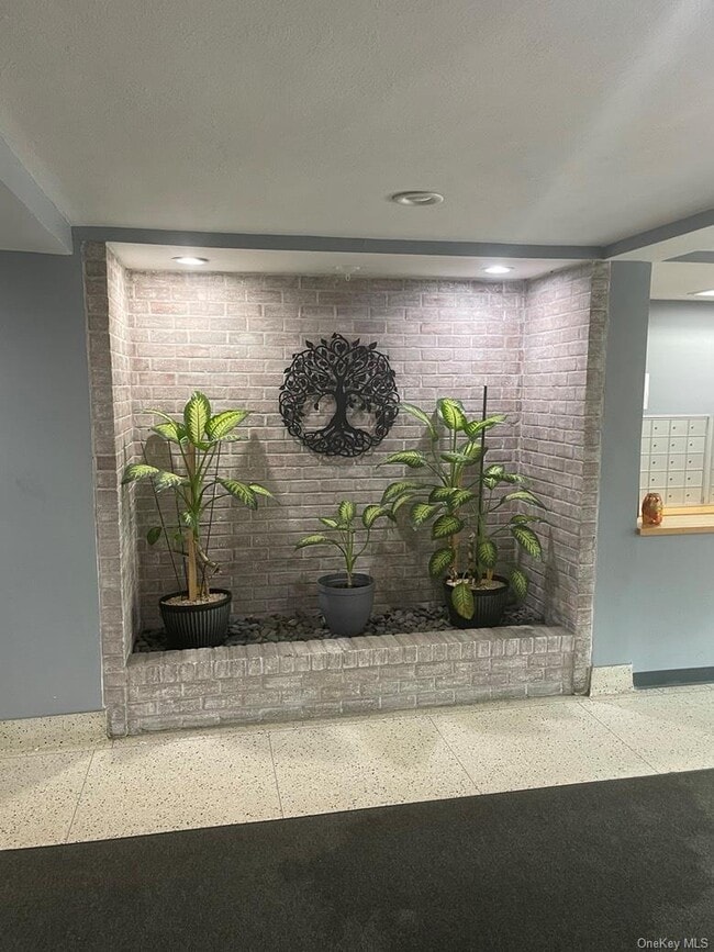 Foto del edificio - 151-05 Cross Island Pkwy