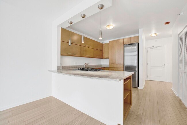 Photo - 600 North Dearborn Street Apt #603, Chicago, IL 60654 - 1 BR 1.5 BA condo
