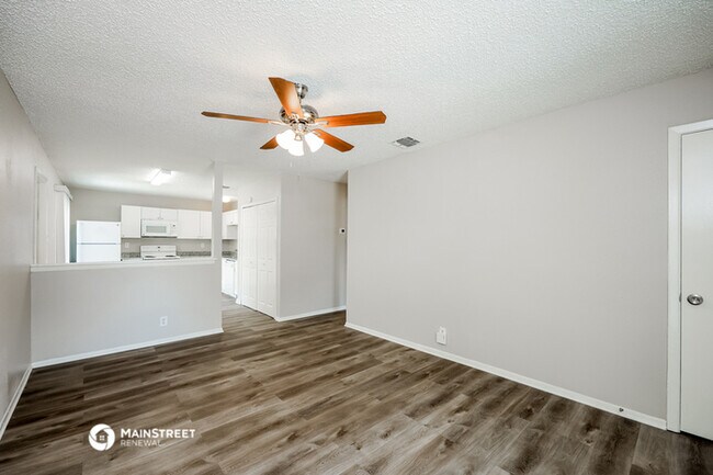 Foto del edificio - 5015 Borchers Dr