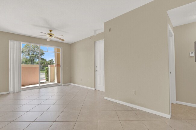 Foto del edificio - 4812 S Central Blvd