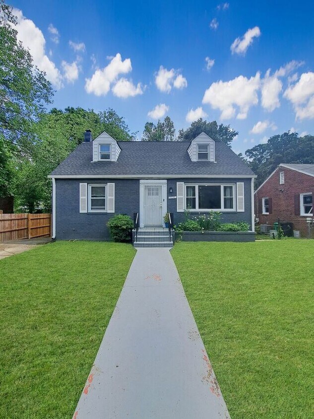 Primary Photo - Coming Soon! Mid Century Modern Cape Cod i...