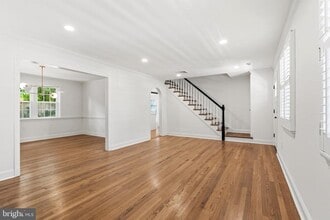 Building Photo - 5605 Wood Way