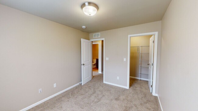 Foto del edificio - Ankeny 3 Bedroom Townhome Available Novemb...