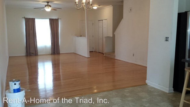 Building Photo - 48 Arbor Hill Pl