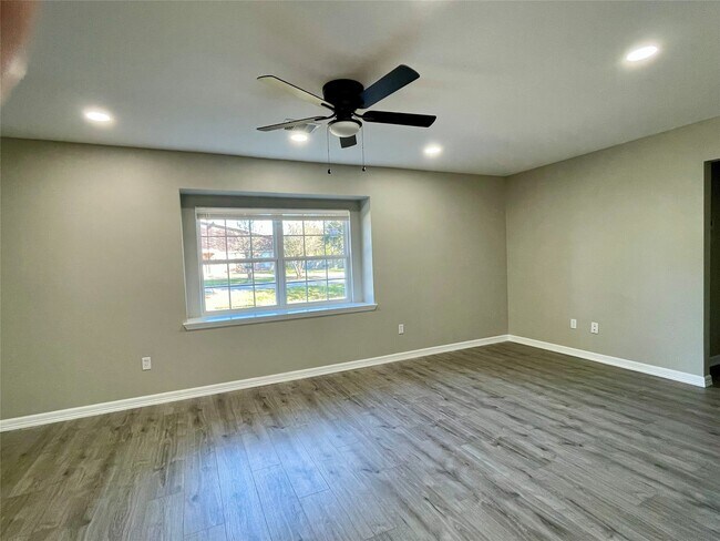 Foto del edificio - 4600 39th St E