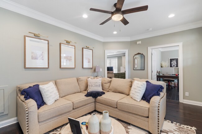 Foto del edificio - 1401 Carriage Ridge Dr