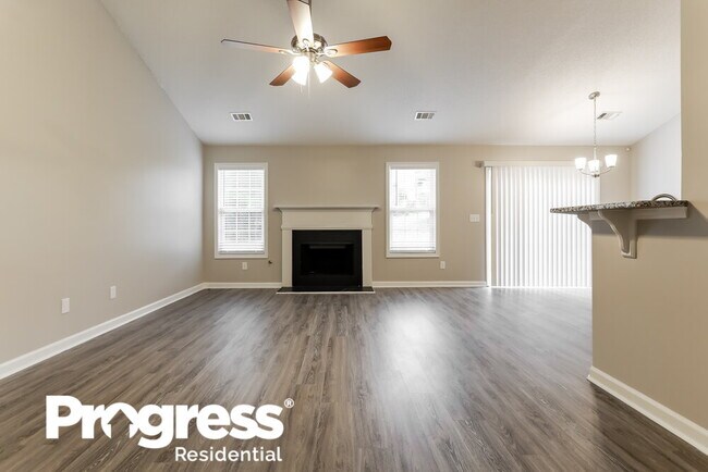 Foto del edificio - 963 Laurel Green Ln NE