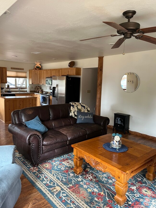 Building Photo - 5673 E Horseshoe Way