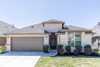 Building Photo - 142 Destiny Dr