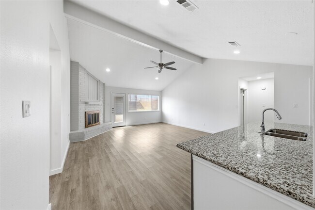 Foto del edificio - 2303 Keyhole Ln