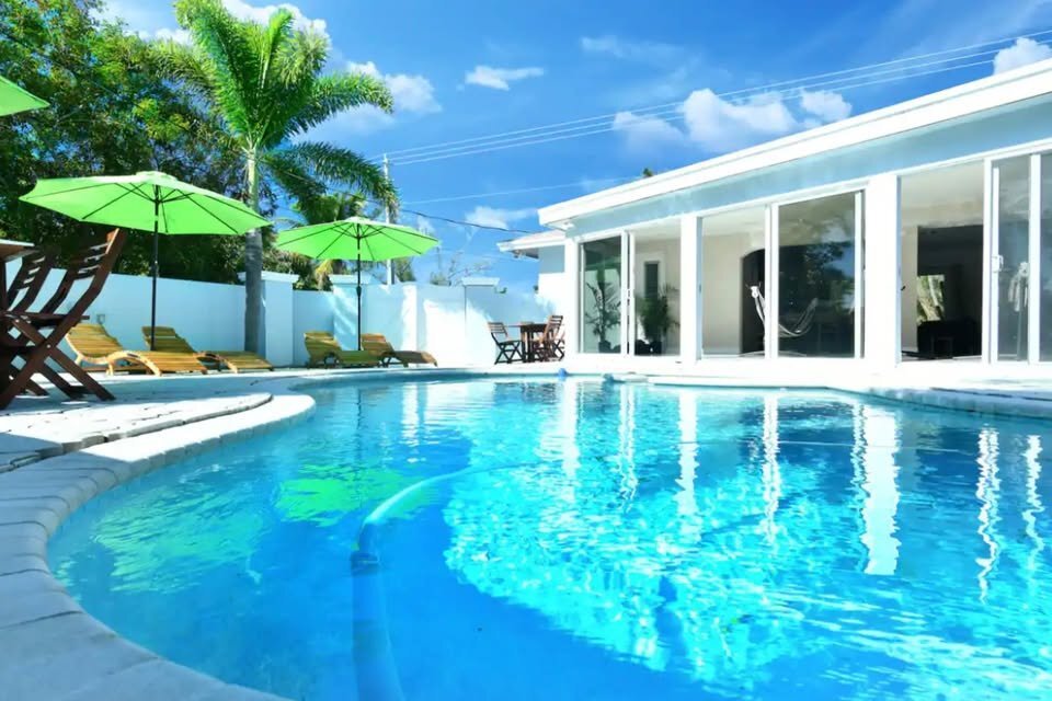 Foto principal - 1100 NE 4th St
